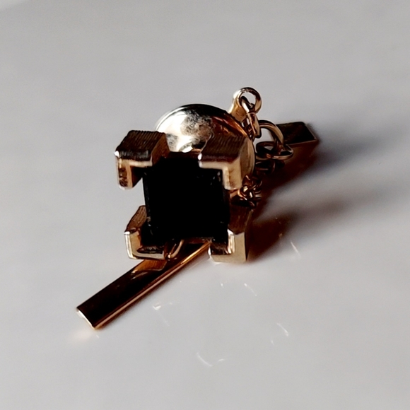 Vintage Sarah Coventry Black Crystal Tie Pin with Chain Men Jewelry Stamped - Picture 7 of 7